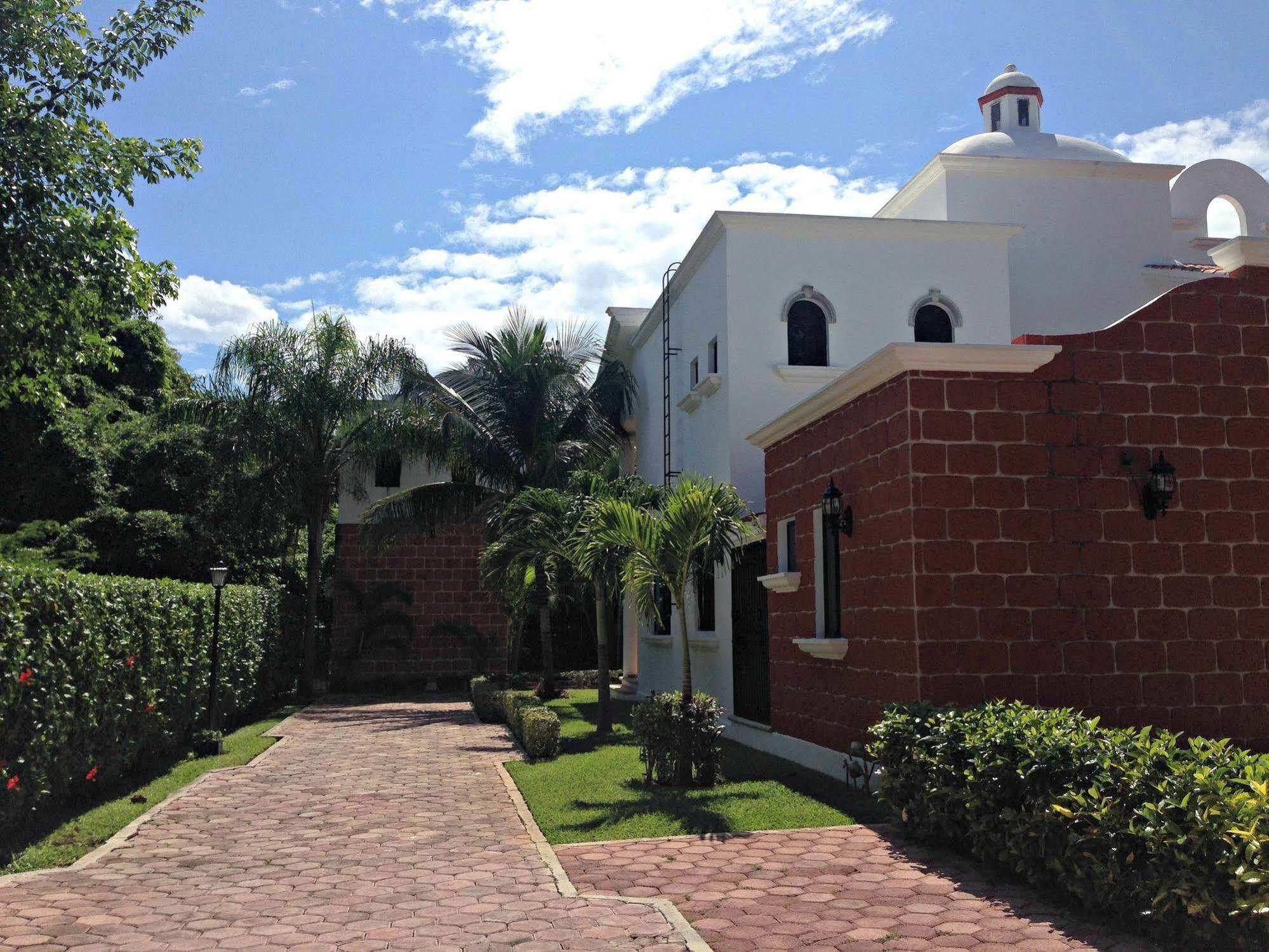 B&B Villa Hibiscus Playa del Carmen Exterior photo